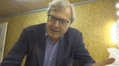 Vittorio Sgarbi nel video pubblicato su facebook