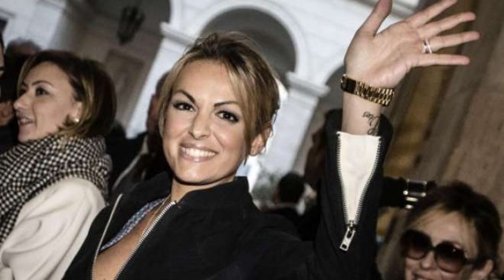 Il tatuaggio di Francesca Pascale (Ansa)